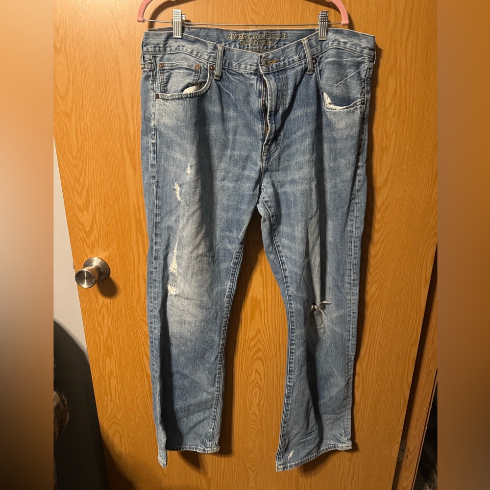American Eagle Men's Blue Jeans